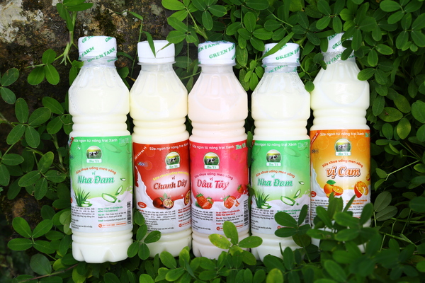 Sữa chua men sống hoa quả