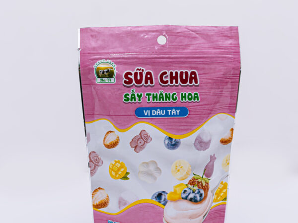 Sữa chua sấy thăng hoa vị dâu tây